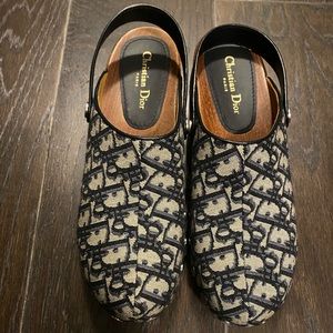 Dior Women's Blue Quake Slingback Leather Clog